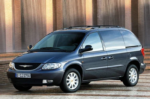 Chrysler Voyager 2.5 CRD SE 2001 view 3