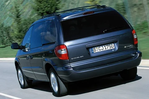 Chrysler Voyager 2.5 CRD SE 2001 view 4