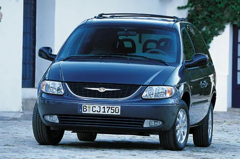 Chrysler Voyager 2.5 CRD SE 2001 view 6