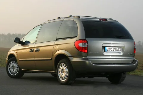 Chrysler Voyager 2.5 CRD SE 2004 view 4