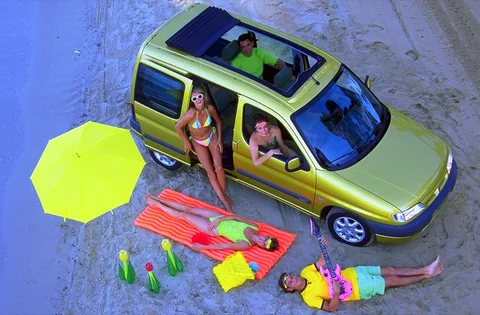 Citroen Berlingo 1.4i Cinqspace 1997 view 2