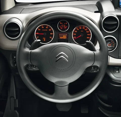 Citroen Berlingo Multispace VTi 95 Attraction 2012 view 3