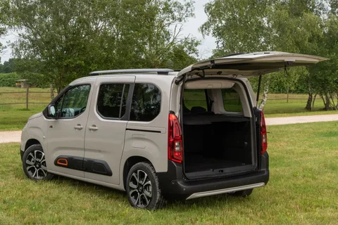 Citroen Berlingo PureTech 110 Shine 2019 view 12