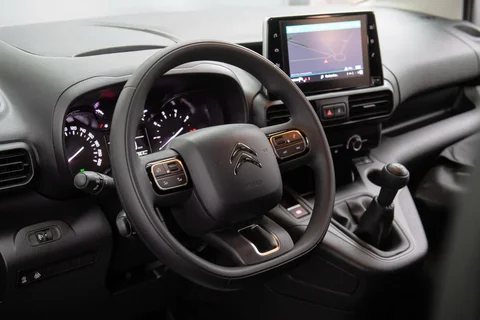 Citroen Berlingo XL PureTech 110 Control 2019 view 4