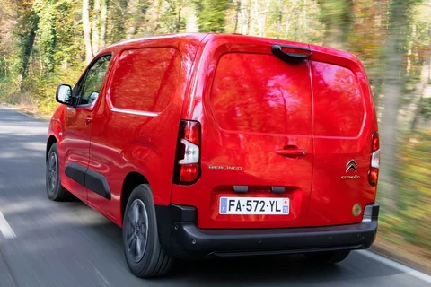 Citroen Berlingo XL PureTech 110 Control 2019 view 9