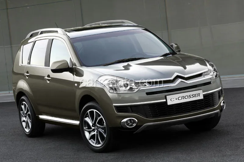 Citroen C-Crosser Van 2.2 HDiF Dynamique 2011 front view