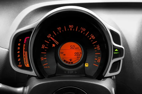 Citroen C1 PureTech 82 Shine 2014 view 7