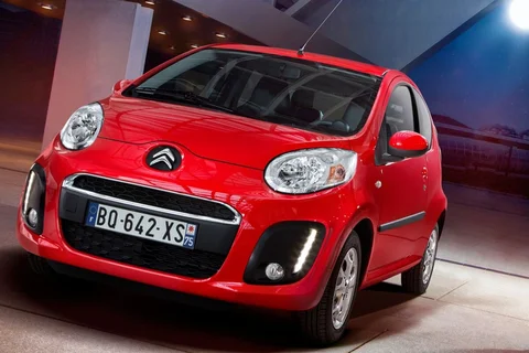 Citroen C1 1.0i Attraction 2012 view 5