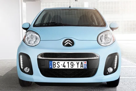 Citroen C1 1.0i Collection 2013 view 10