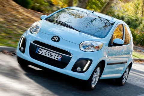Citroen C1 1.0i Collection 2013 view 12