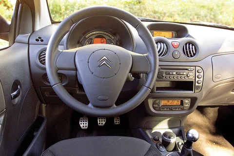 Citroen C2 1.1 Furio 2005 view 9