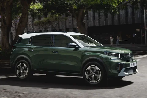 Citroen C3 Aircross 1.2 PureTech 100 Plus 2024 view 2