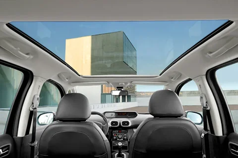 Citroen C3 Picasso 1.4 VTi Attraction 2011 view 3