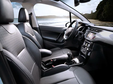 Citroen C3 PureTech 82 Business 2014 view 1
