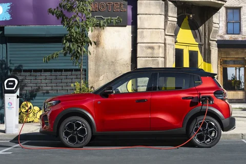 Citroen C3 ë-C3 Comfort Range Business 2025 view 2