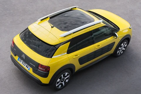 Citroen C4 Cactus BlueHDi 100 Live 2015 view 7