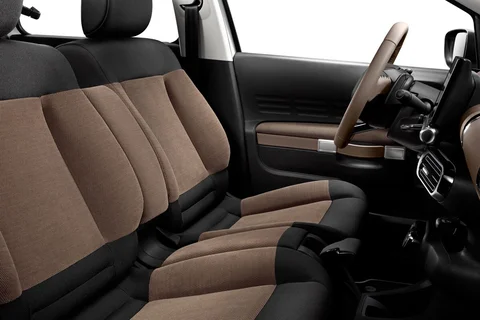 Citroen C4 Cactus BlueHDi 100 Live 2015 view 8