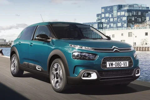 Citroen C4 Cactus PureTech 110 Feel 2018 view 4