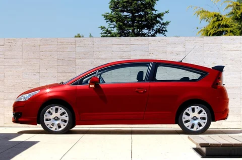 Citroen C4 Coupé 1.6 16V Image 2008 view 3