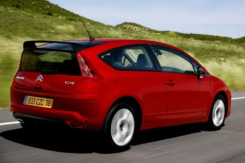 Citroen C4 Coupé 1.6 16V Image 2008 view 4