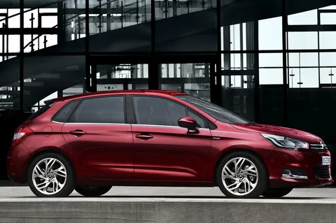 Citroen C4 VTi 120 Exclusive 2010 view 8