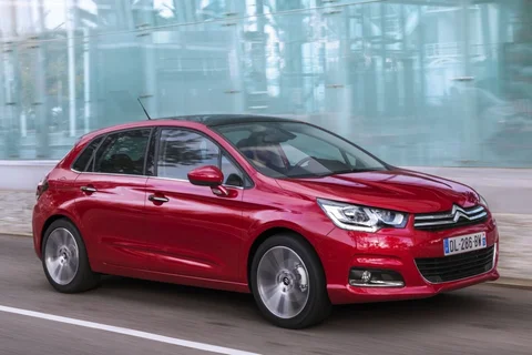 Citroen C4 BlueHDi 150 Shine 2015 view 2
