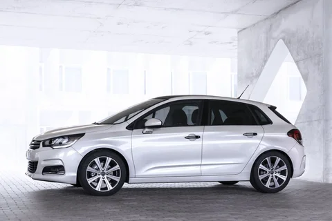 Citroen C4 BlueHDi 150 Shine 2015 view 6