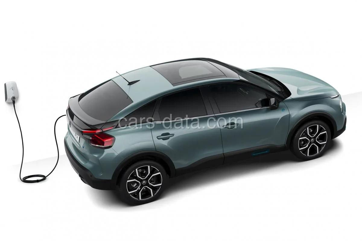 Citroen C4 ë-C4 54kWh 156 Plus 2023 front view