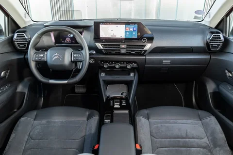 Citroen C4 X PureTech 130 Max 2023 view 6
