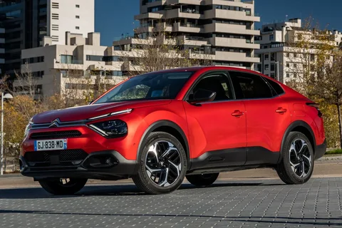 Citroen C4 X PureTech 130 Max 2023 view 9