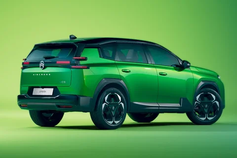 Citroen C5 Aircross ë-C5 Aircross Comfort Range Plus 2025 view 11