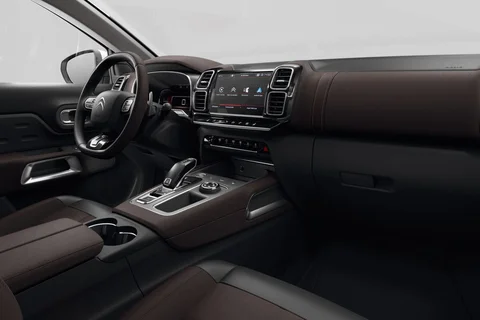Citroen C5 Aircross PureTech 130 Live 2019 view 4