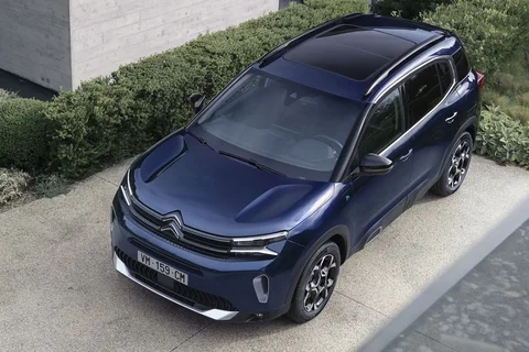 Citroen C5 Aircross PureTech 130 Plus 2023 view 5