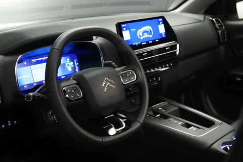 Citroen C5 Aircross PureTech 130 Plus 2023 view 11