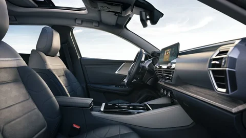 Citroen C5 X Plug-in Hybrid 180 Max 2024 view 9