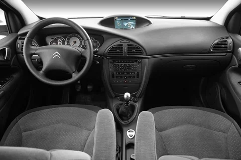 Citroen C5 2.0 HDiF 16V Image 2008 view 10