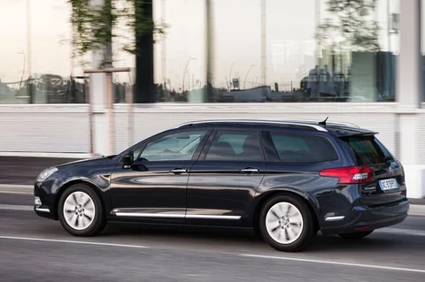 Citroen C5 Tourer e-HDi 115 Attraction 2010 view 9