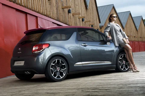 Citroen DS3 1.4 VTi Chic 2010 view 6