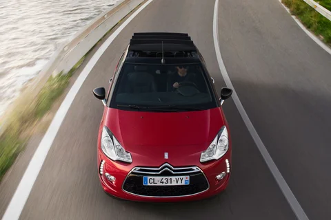 Citroen DS3 Cabrio e-HDi 90 So Chic 2013 view 10
