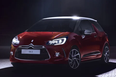 Citroen DS3 BlueHDi 100 So Chic 2014 view 3