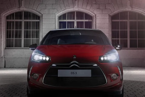 Citroen DS3 BlueHDi 100 So Chic 2014 view 4