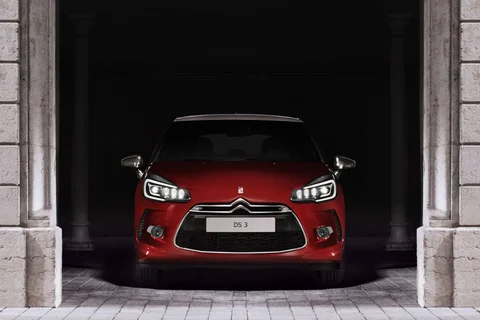 Citroen DS3 BlueHDi 100 So Chic 2014 view 12