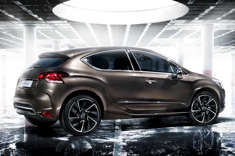 Citroen DS4 PureTech 130 Business 2014 view 2