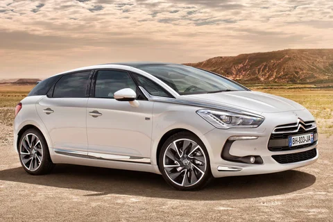 Citroen DS5 HDi 160 So Chic 2011 view 5