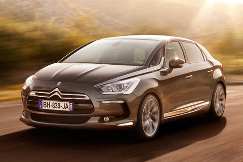 Citroen DS5 HDi 160 So Chic 2011 view 11