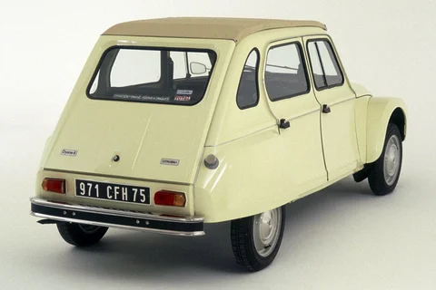 Citroen Dyane 6 Commercial 1969 view 4
