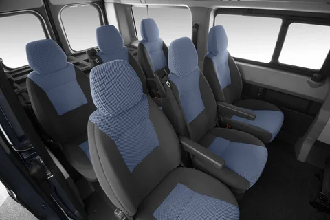 Citroen Jumper Combi Comfort 33 L2H2 HDi 110 2012 view 2