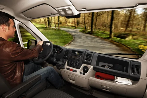 Citroen Jumper 33 L2H2 HDi 110 2012 view 12