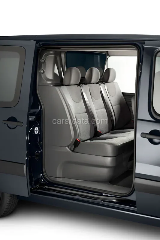 Citroen Jumpy 12 L2H1 HDi 160 2012 front view