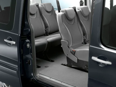 Citroen Jumpy Multispace L1H1 HDi 95 Comfort 2012 view 8